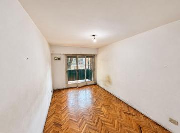 Departamento · 63m² · 4 Ambientes · Oportunidad: 4 Amb con Balcón en Colegiales