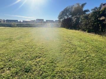 Terreno · 802m² · Terreno Lote en Venta en El Cantón Golf, El Cantón, Escobar