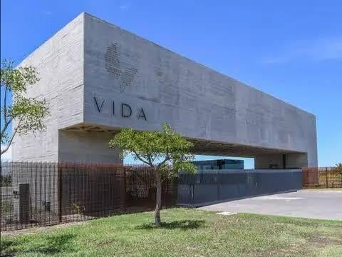 Terreno · 1068m²