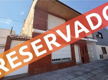 PH · 55m² · 3 Ambientes · PH en Lanús Oeste