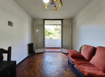 Departamento de 4 ambientes, Caballito · 4 Ambientes Contra Frente Super Luminoso Apto Credito Hipotecario