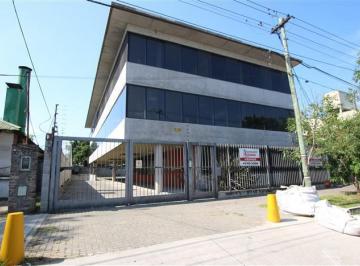 Oficina comercial · 175m² · 4 Ambientes · 5 Cocheras · Oficina en Venta con Cocina y Cocheras en Beccar