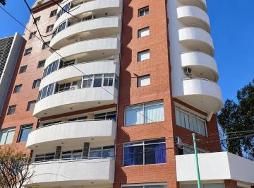 Departamento · 13m² · 5 Ambientes · 1 Cochera · Venta de Espectacular Semipiso en A. Brown Al 100 - Neuquen Capital