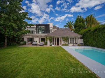 Casa · 350m² · 8 Ambientes · 3 Cocheras · Casa en Alquiler en La Horqueta, San Isidro, G. B. a. Zona Norte