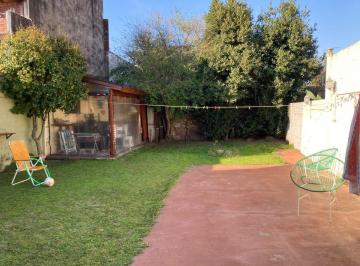 PH de 3 ambientes, Tres de Febrero · Alquiler PH 3 Ambientes con Patio y Parque en Santos Lugares