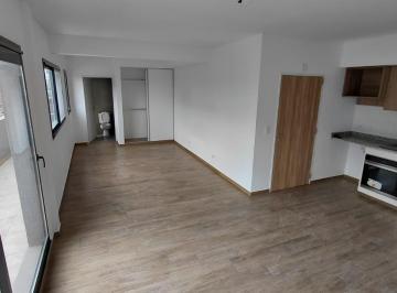 Departamento · 42m² · 1 Ambiente · Depto de 1 Amb Divisible a Estrenar Super Luminoso. Balcón a Pulmón.