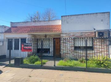 Casa de 3 ambientes, Esteban Echeverría · Casa Lista Mudarse. Amplios Ambientes