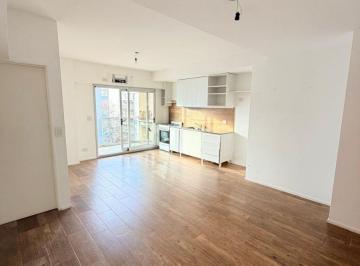Departamento de 2 ambientes, Flores · Alquiler 2 Amb C/balcón, Semipiso Flores Norte