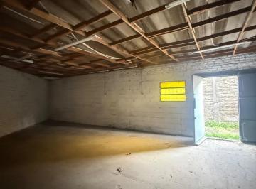 Bodega-Galpón · 135m² · 1 Ambiente · Depósito en Alquiler / Dos Depósitos en Luis Guillon