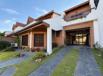 Casa · 163m² · 5 Ambientes · 2 Cocheras · Venta Casa 5 Ambientes Avellaneda - Apto Credito