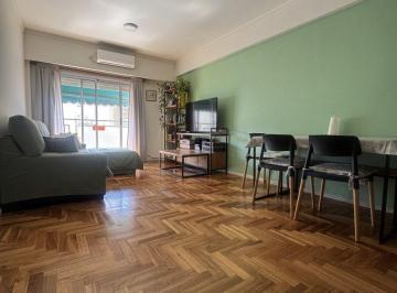 rs:ko0npmnyd8nt7juc2h3m01oj · Venta Departamento de 3 Ambientes con Balcón Al Frente en Caballito - Parque Rivadavia.