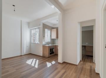 PH · 64m² · 3 Ambientes · PH. Lateral. Luminoso. Apto Crédito y Apto Profesional