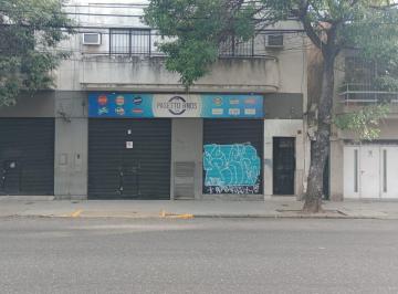 Local comercial · 360m² · 4 Ambientes · Mendoza 4361 - Local Comercial + Deposito 360 m² en Alquiler