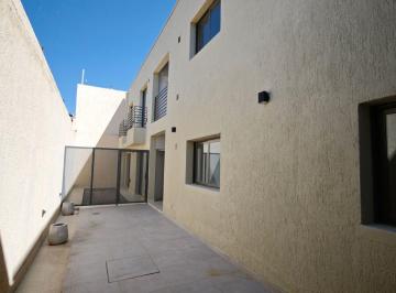 Departamento de 2 ambientes, Maipú · Departamento en Alquiler C/ Cochera en Maipú