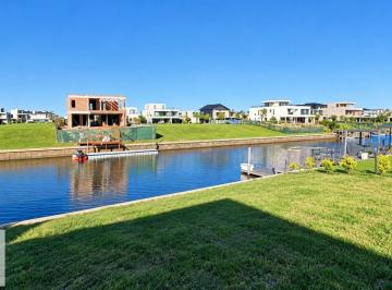 Terreno · 1825m² · Exclusivo Lote Al Río con Amarra Propia en El Yacht - Nordelta