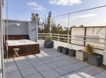 Departamento · 70m² · 6 Ambientes · 1 Cochera · Departamento - Abasto