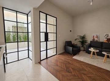 PH · 43m² · 2 Ambientes · Venta PH 2 Ambientes con Patio Impecable