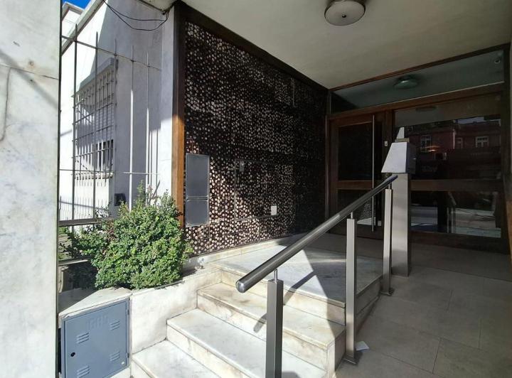 Departamento · 77m² · 4 Ambientes