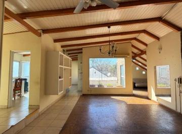 Local comercial · 184m² · Venta Local en Funes