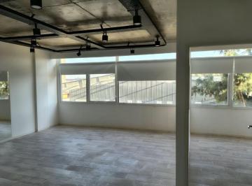 Oficina comercial · 50m² · 2 Ambientes · Alquiler Oficina en Delta Center Nordelta - 50 m²