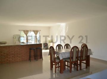 Casa · 200m² · 3 Ambientes · 2 Cocheras · Venta Casa Quinta 4 Amb con Parque y Pileta - Francisco Alvarez - Permuta