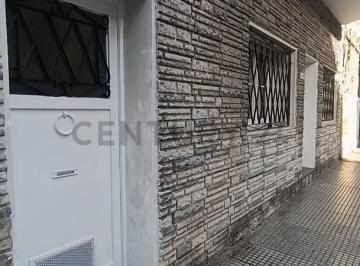 Casa · 87m² · 5 Ambientes · PH en Venta en Almagro. Quincho y Terraza. 5 Ambientes. Bajas Expensas. Evalua P