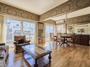 Departamento · 192m² · 6 Ambientes · 1 Cochera · Excelente Piso con Cochera Fija. 4 Dorm. en Plaza Viecente López. Recoleta