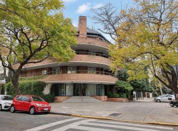 Edificio · 655m² · Alta Imagen Corporativa Dada Su Ubicacion Sobre Av F Alcorta en Esquina Calle Sivori, Pb + 3 Plantas