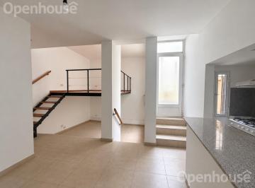 PH · 52m² · 2 Ambientes · PH en Venta Tipo Loft en Devoto con Patio