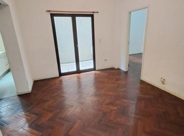 Departamento · 50m² · 2 Ambientes · Dos Ambientes Facultad de Medicina con Patio Garantes con Recibos de Sueldos