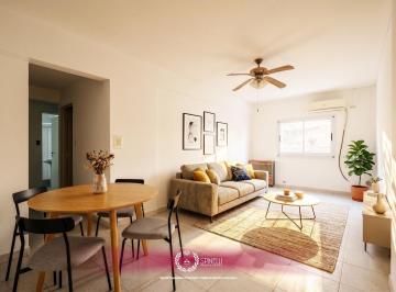Departamento · 75m² · 4 Ambientes · Venta Departamento 4 Ambientes 75 m² Al Frente en La Mejor Zona de Caballito Apto Crédito Hipotecario