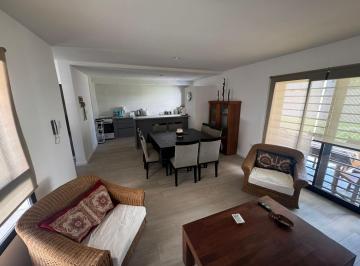 Casa · 92m² · 3 Ambientes · 2 Cocheras · Duplex a Estrenar Ubicado en Calle 28 Esquina 476