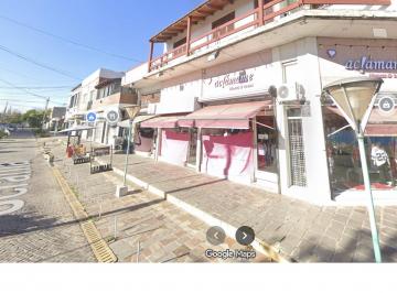 Local comercial de 3 ambientes, Berisso · Excelentes Locales en Bajadita del Saladero (Montevideo y 13)