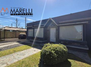 Casa de 7 ambientes, General Rodríguez · Casa en Venta en Country Las Lajas