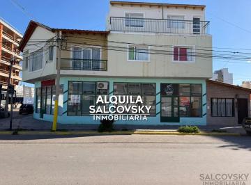 Local comercial · 90m² · Local en Alquiler en Puerto Madryn 90 m² Cubiertos