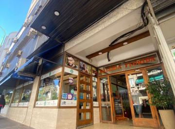Local comercial de 4 ambientes, Bahía Blanca · Oficina en Alquiler en San Martin 104, Galeria Florida
