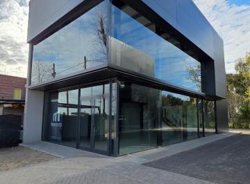 Local comercial · 189m² · Local Comercial en Venta Sobre Arturo Illia 212, Funes | 189 m² Aprox. | Alta Visibilidad