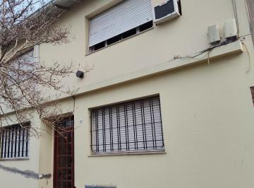 Departamento de 2 ambientes, San Isidro · Departamento 2 Ambientes con Patio y Aire Acondicionado