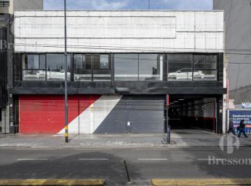 Edificio · 600m² · Local Comercial en Barrio River