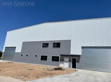 Bodega-Galpón · 1280m² · Nave Industrial - Cuartel V