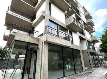 Local comercial · 110m² · 1 Ambiente · Local en Alquiler en Ituzaingo