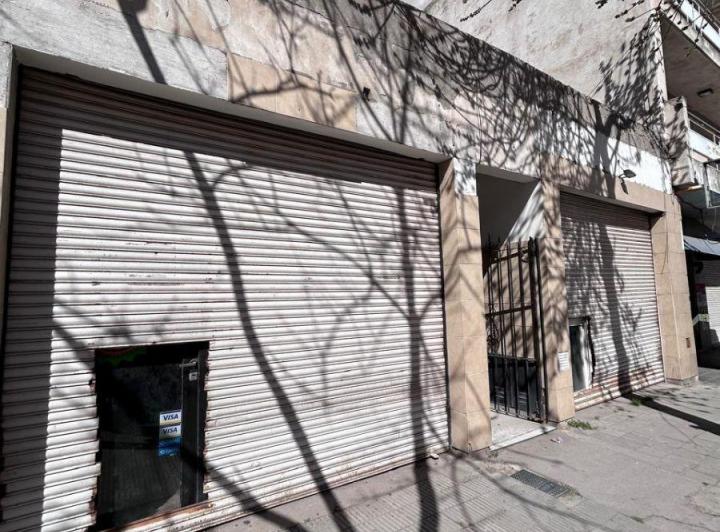 Casa · 280m² · 5 Ambientes · 1 Cochera