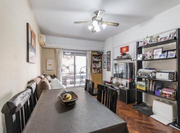 Departamento · 76m² · 3 Ambientes · Departamento 3 Ambientes Reciclado Al Frente con Balcón en Almagro | Apto Crédito