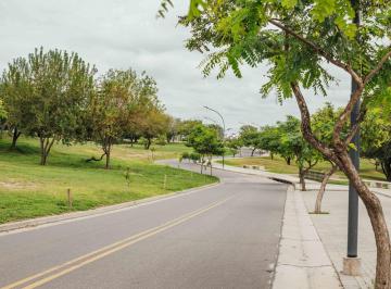 Terreno · 360m² · Terreno en Venta Abras de Manantiales 360 m²