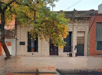 Casa de 8 ambientes, Rosario · Pichincha Santiago 68