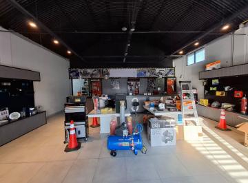 Bodega-Galpón · 456m² · 6 Ambientes · 4 Cocheras · Galpón Industrial y Comercial Maipú