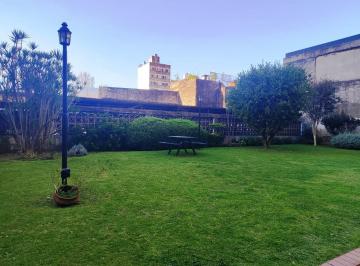 Departamento · 55m² · 2 Dormitorios · Dpto Alquiler 2 Dorm. Av Pellegrini 2300 Impecable con Balcon