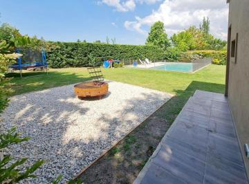 Casa · 270m² · 5 Ambientes · 2 Cocheras · Alquiler Casa C/pileta Enero Valle Claro Benavidez