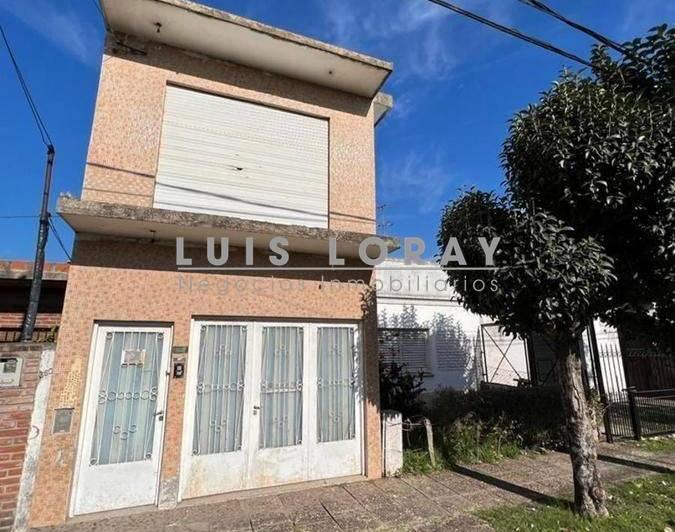 Casa · 99m² · 4 Ambientes · 1 Cochera