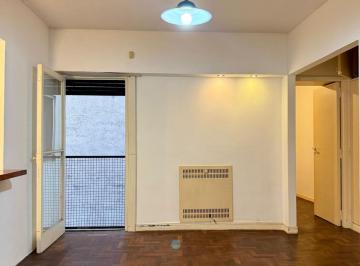 Departamento de 2 ambientes, Flores · Departamento de 2 Amb en Venta en Caballito Flores Cerca del Subte Cerca de Avs